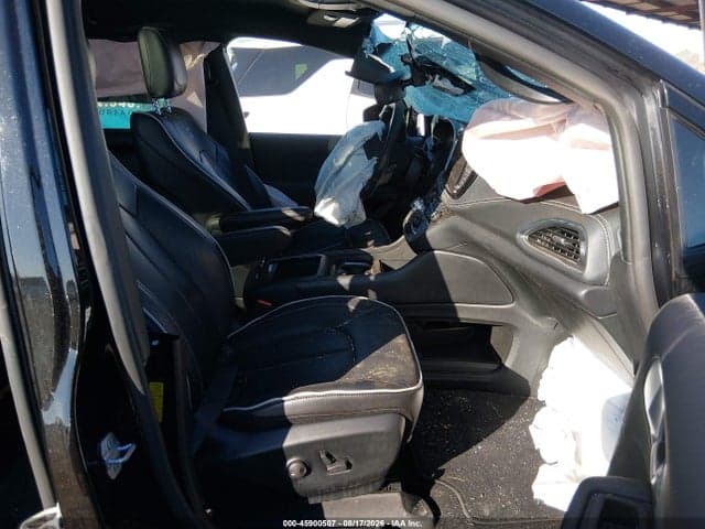 2026 CHRYSLER PACIFICA LIMITED 5