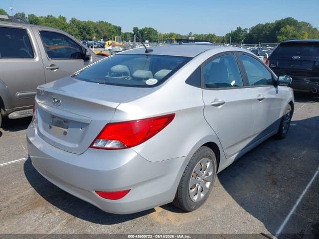 2017 HYUNDAI ACCENT SE 4