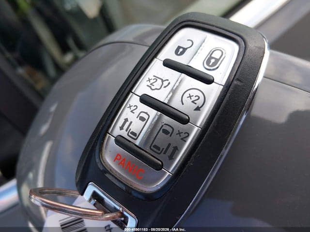 2022 CHRYSLER PACIFICA TOURING L 9