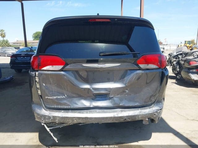 2018 CHRYSLER PACIFICA TOURING PLUS 6