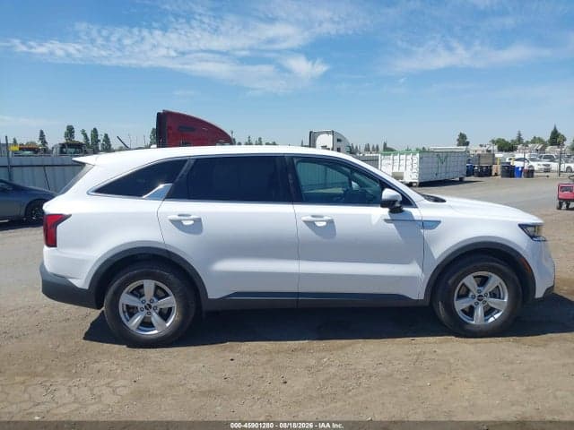 2022 KIA SORENTO LX 13