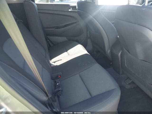 2018 HYUNDAI TUCSON SE 8