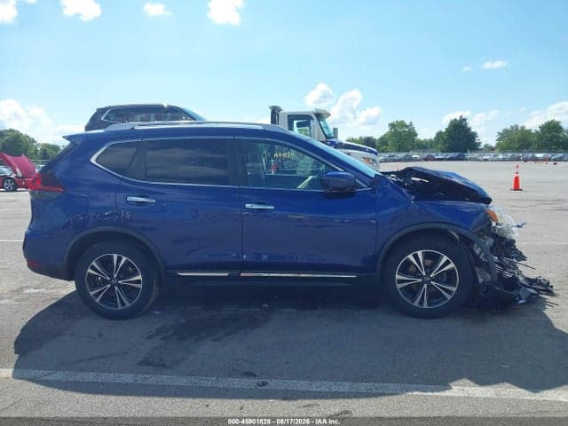 2018 NISSAN ROGUE SL 12