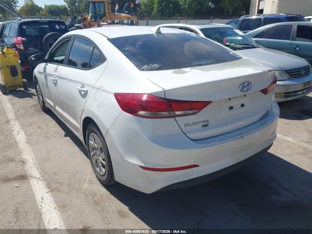 2017 HYUNDAI ELANTRA SE 3