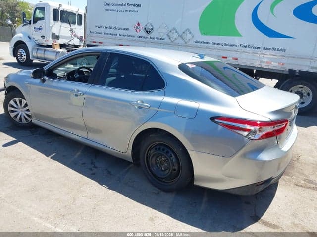 2020 TOYOTA CAMRY LE HYBRID 3