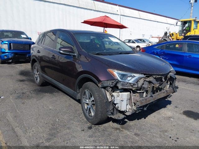 2018 TOYOTA RAV4 XLE 1