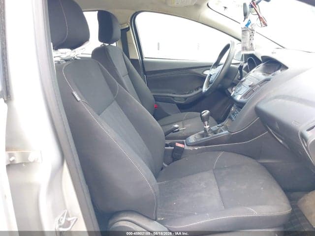 2018 FORD FOCUS SE 5