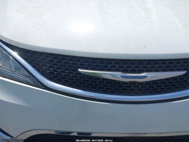 2018 CHRYSLER PACIFICA LIMITED 6