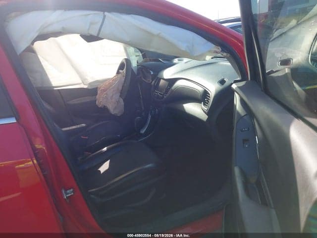 2017 CHEVROLET TRAX LT 5