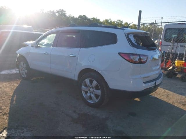 2017 CHEVROLET TRAVERSE LT 3