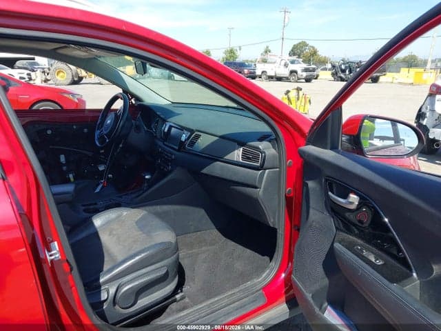 2017 KIA NIRO EX 5