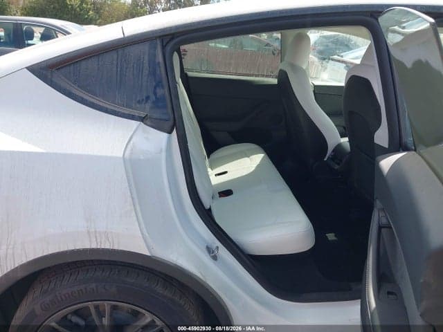 2024 TESLA MODEL Y LONG RANGE SINGLE MOTOR REAR-WHEEL DRIVE/RWD 8