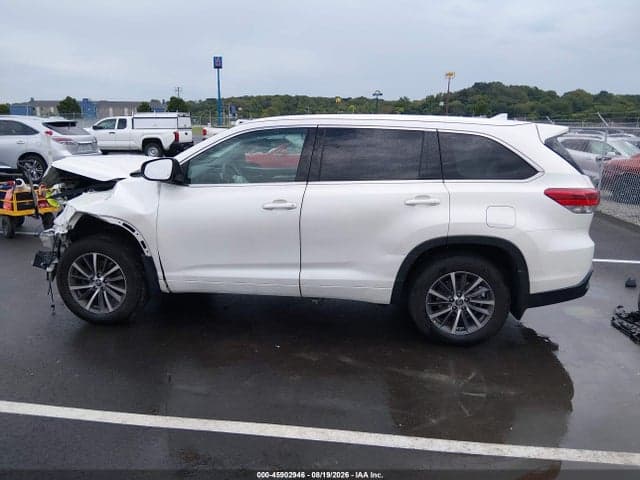 2018 TOYOTA HIGHLANDER XLE 15