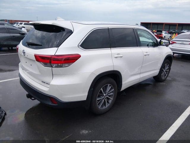 2018 TOYOTA HIGHLANDER XLE 4