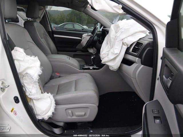 2018 TOYOTA HIGHLANDER XLE 5