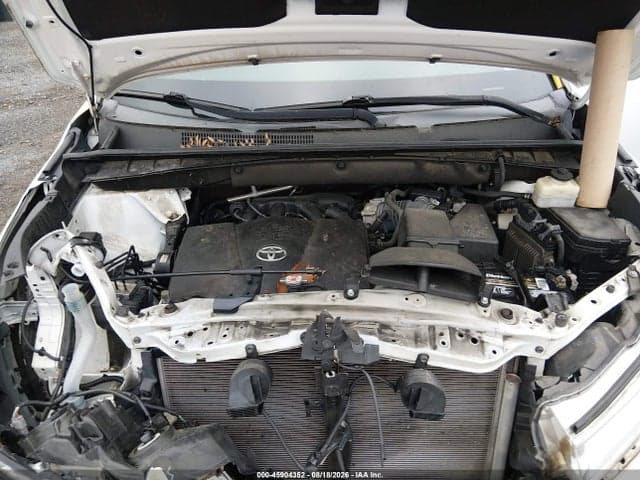 2018 TOYOTA HIGHLANDER XLE 10