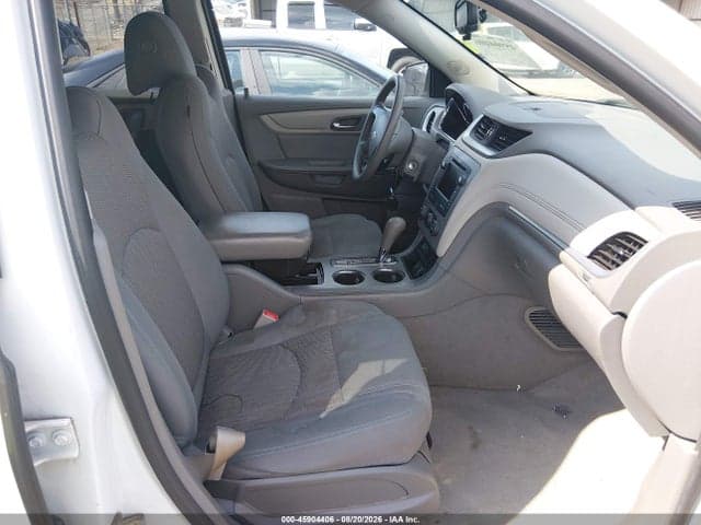 2017 CHEVROLET TRAVERSE LS 5