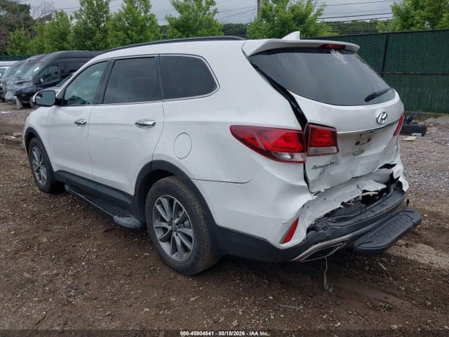 2017 HYUNDAI SANTA FE SE 3