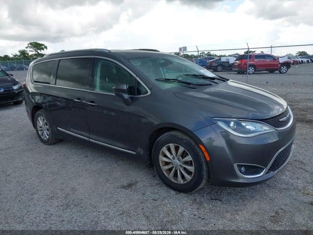2019 CHRYSLER PACIFICA TOURING L