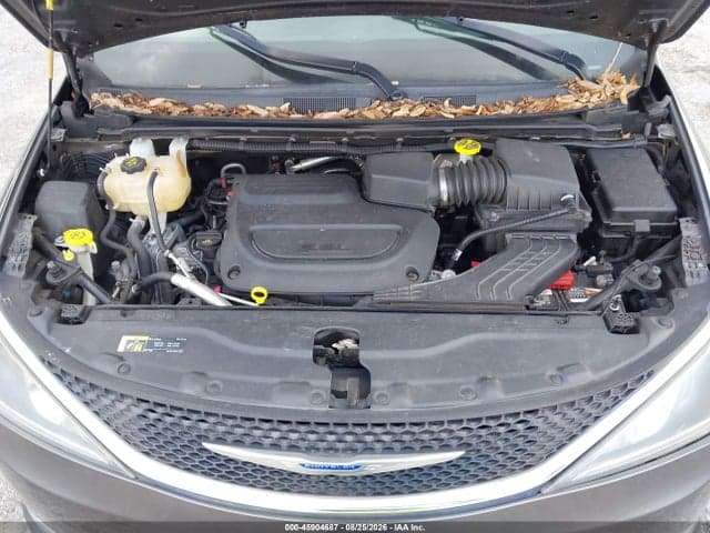 2019 CHRYSLER PACIFICA TOURING L 10