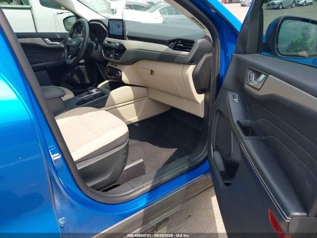 2021 FORD ESCAPE SE 5