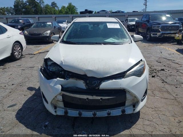 2018 TOYOTA COROLLA LE 11