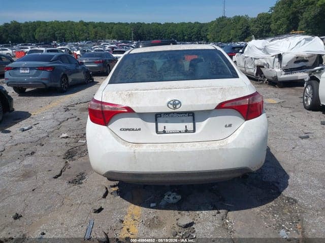2018 TOYOTA COROLLA LE 15