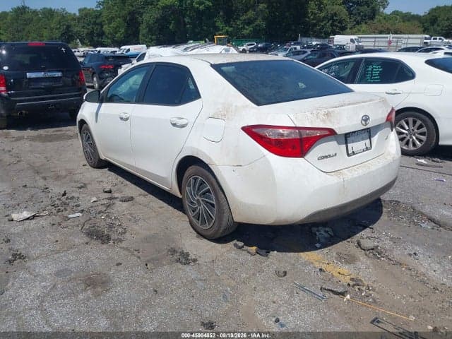2018 TOYOTA COROLLA LE 3