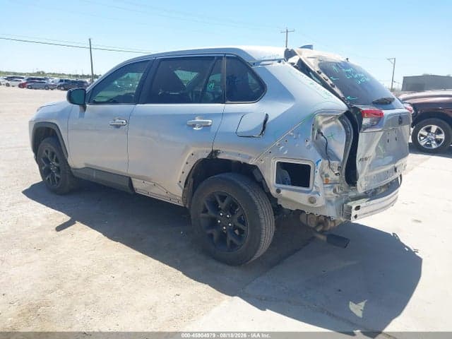 2022 TOYOTA RAV4 LE 3