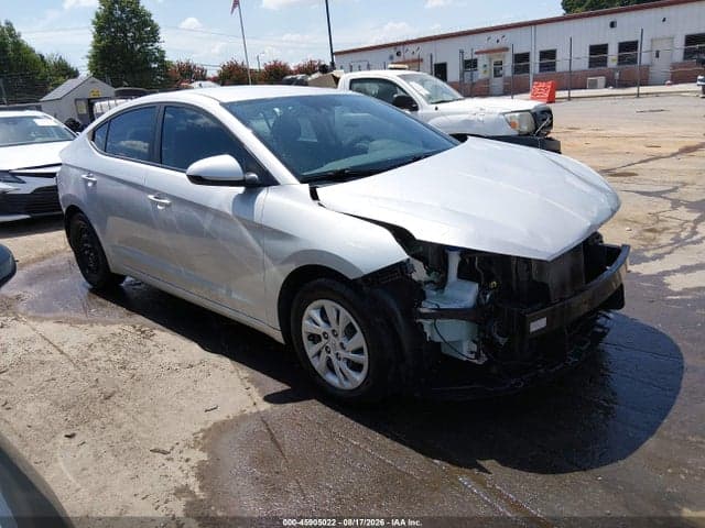 2020 HYUNDAI ELANTRA SE 1