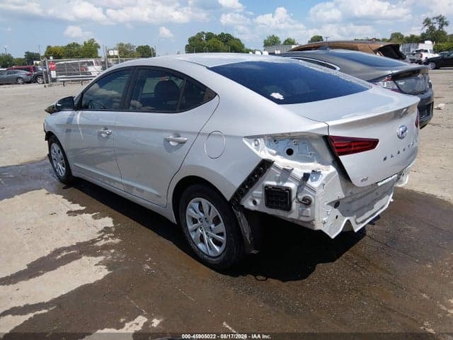 2020 HYUNDAI ELANTRA SE 3