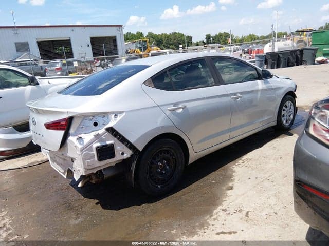2020 HYUNDAI ELANTRA SE 4