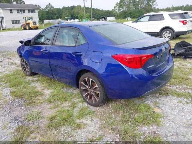 2017 TOYOTA COROLLA SE 3