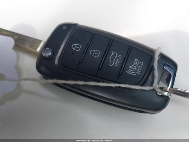 2022 HYUNDAI ELANTRA SE 11