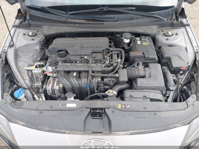 2022 HYUNDAI ELANTRA SE 10
