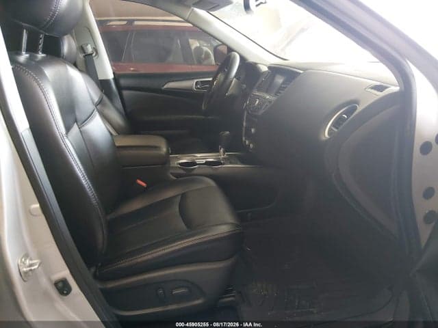 2019 NISSAN PATHFINDER SL 5