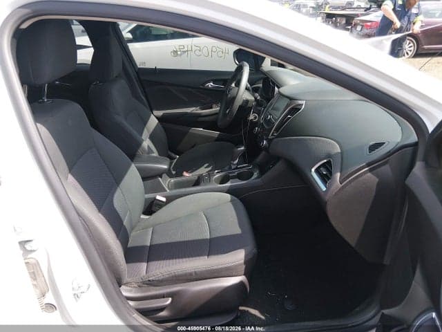 2017 CHEVROLET CRUZE LT AUTO 5