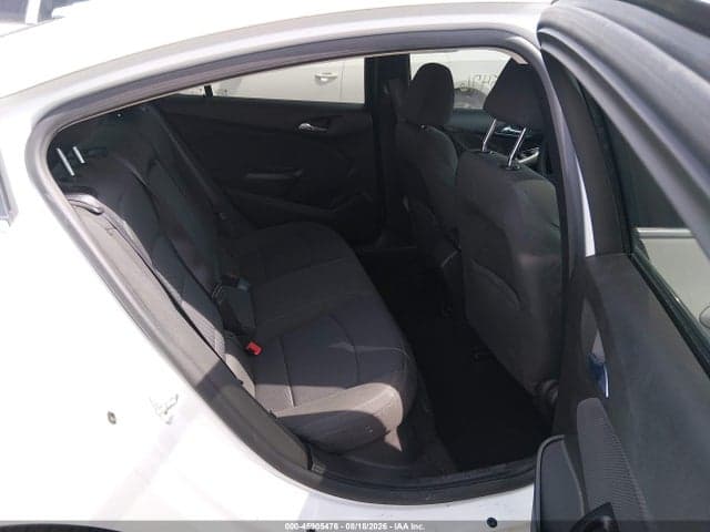 2017 CHEVROLET CRUZE LT AUTO 8