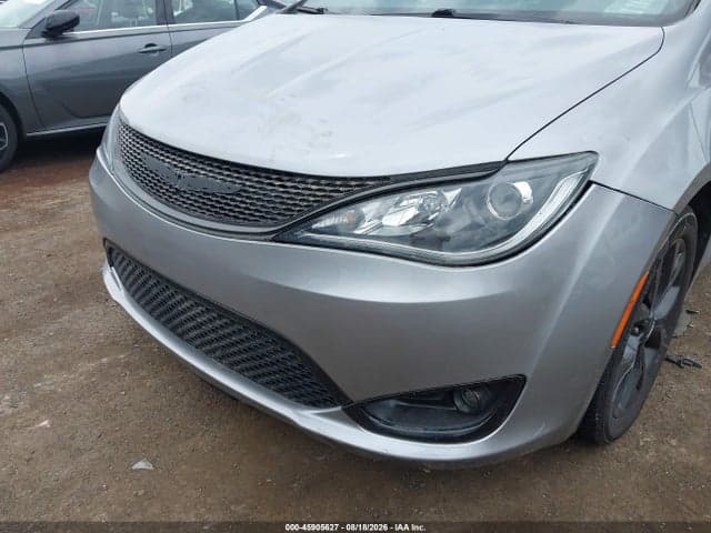 2020 CHRYSLER PACIFICA LIMITED 6