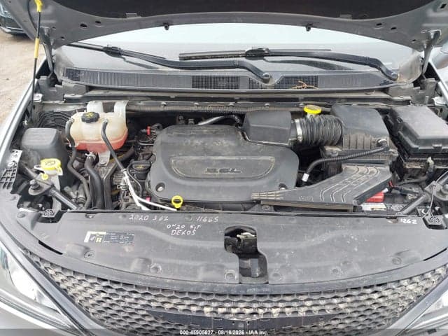 2020 CHRYSLER PACIFICA LIMITED 10