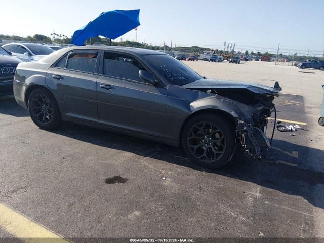 2020 CHRYSLER 300 300S 1