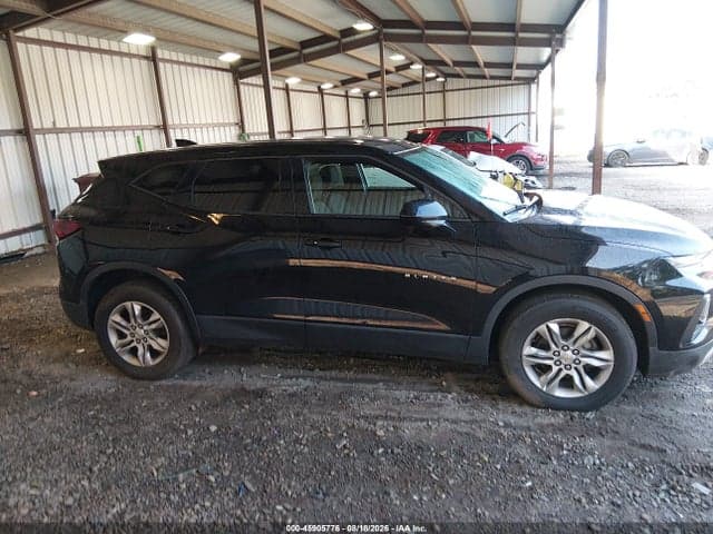 2019 CHEVROLET BLAZER 13