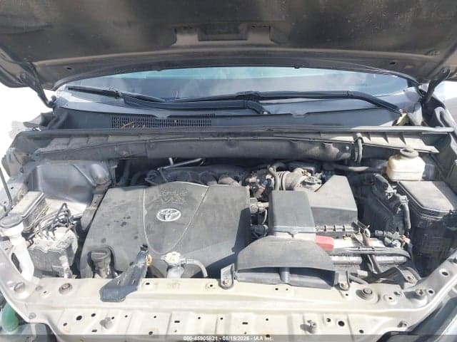 2018 TOYOTA HIGHLANDER SE 10