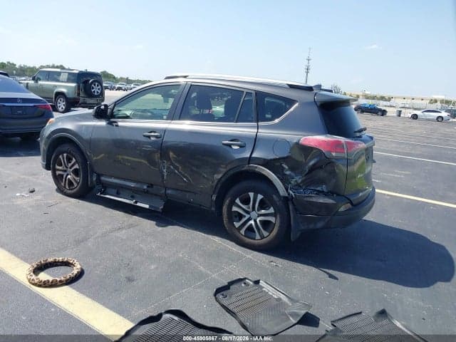 2018 TOYOTA RAV4 LE 3