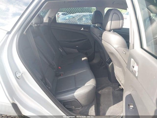 2018 HYUNDAI TUCSON SEL PLUS 8