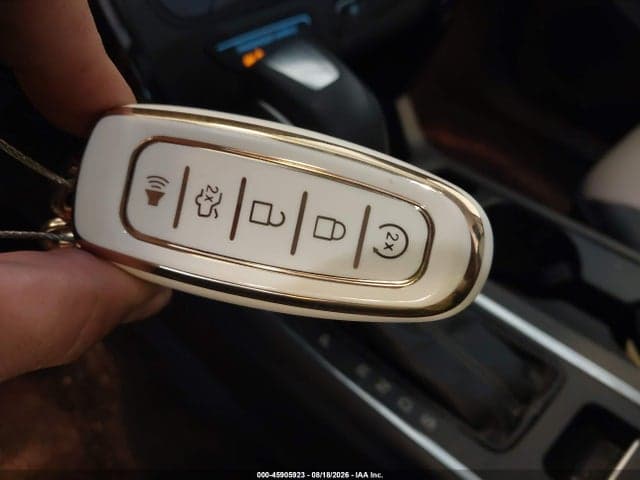 2019 FORD ESCAPE SEL 11