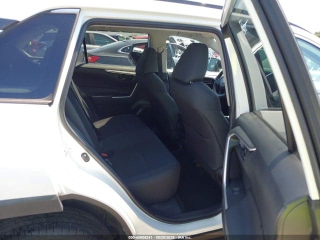 2020 TOYOTA RAV4 LE 8
