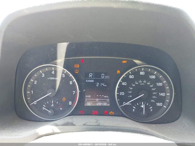 2017 HYUNDAI ELANTRA SE 7
