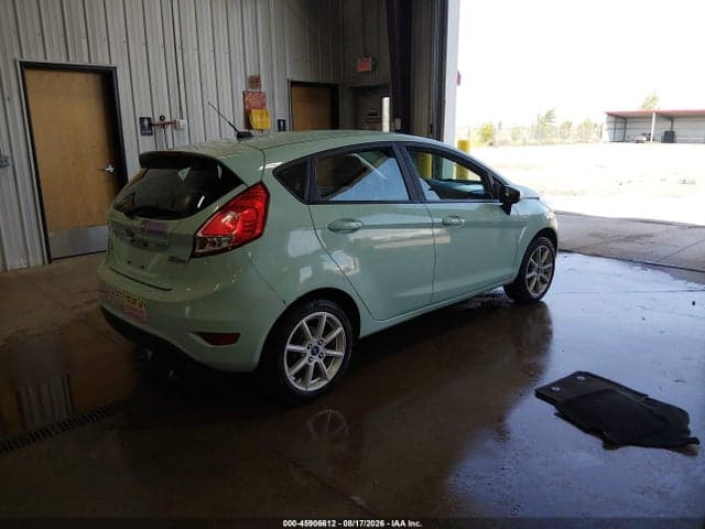 2017 FORD FIESTA SE 4