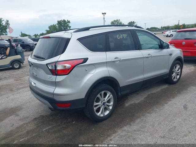 2018 FORD ESCAPE SE 4